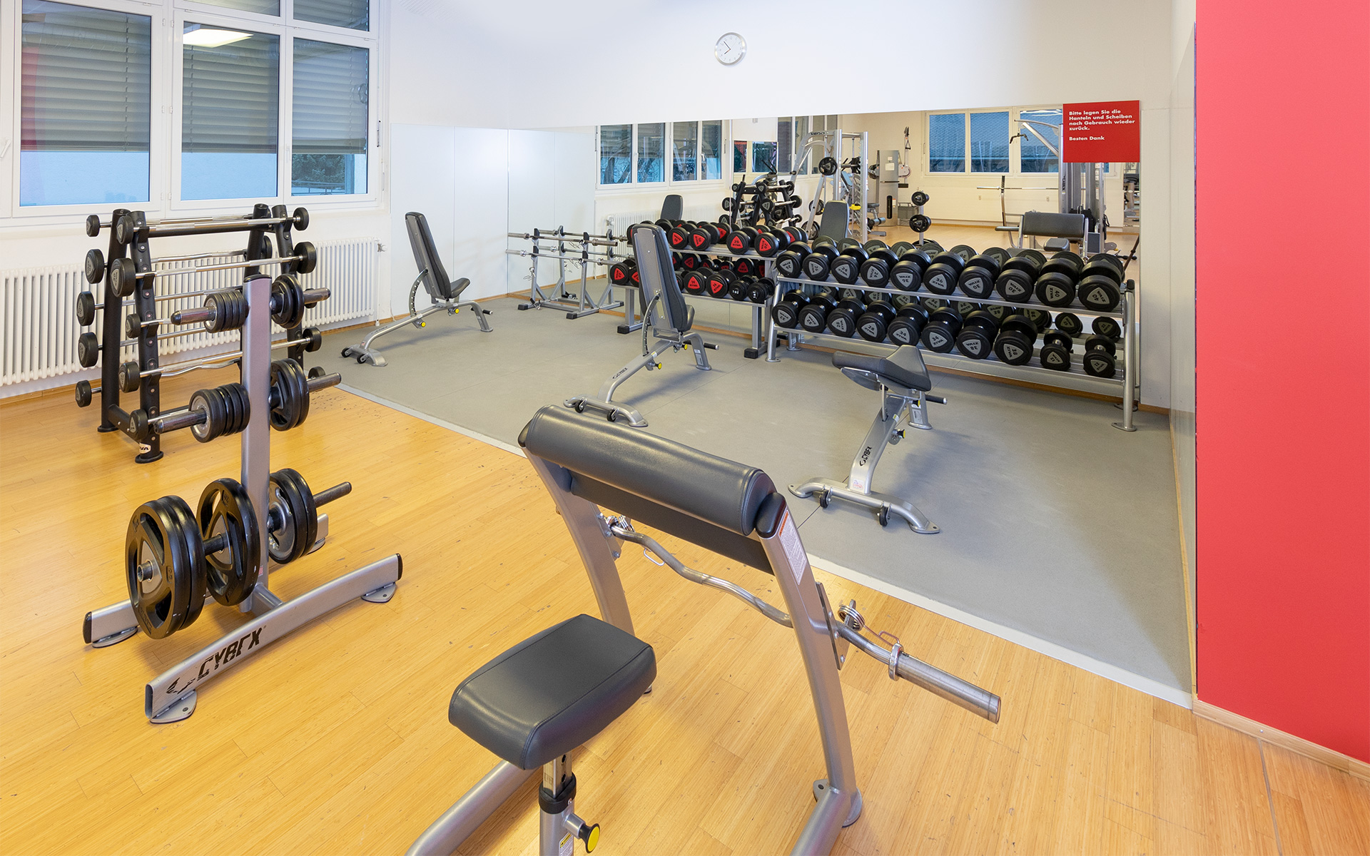 Freihantelbereich Kurzhanteln ACTIV FITNESS Studio Chur