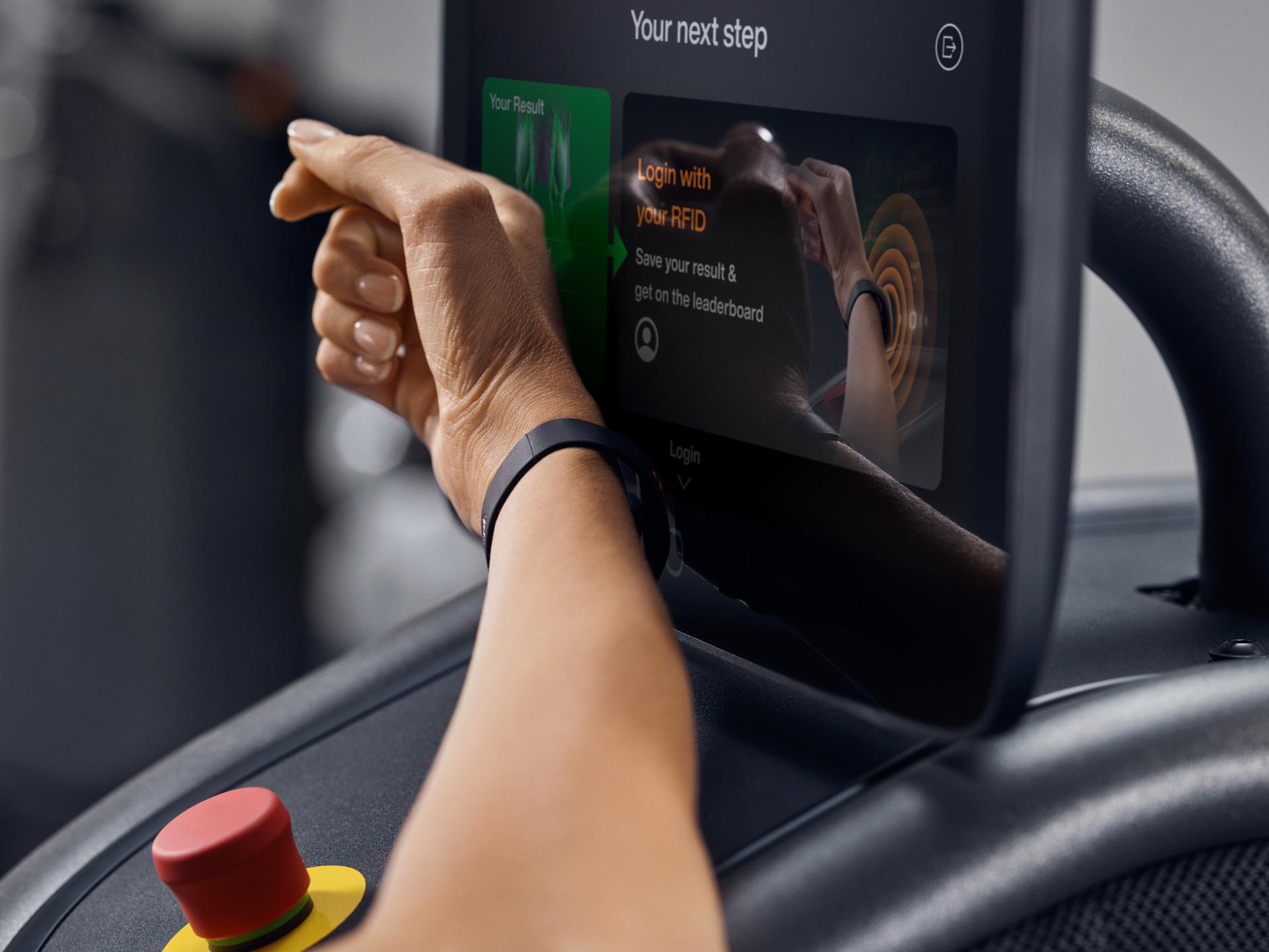 EGYM Login Chiparmband Smart Training ACTIV FITNESS